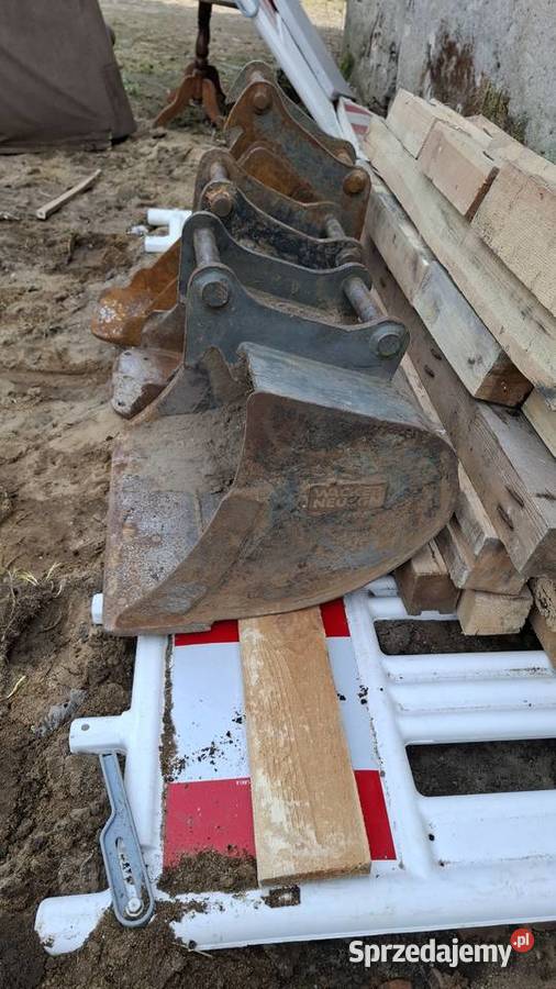Łyżki Wacker Neuson 30 50 i niestandardowe 30 pomorskie Jasień sprzedam