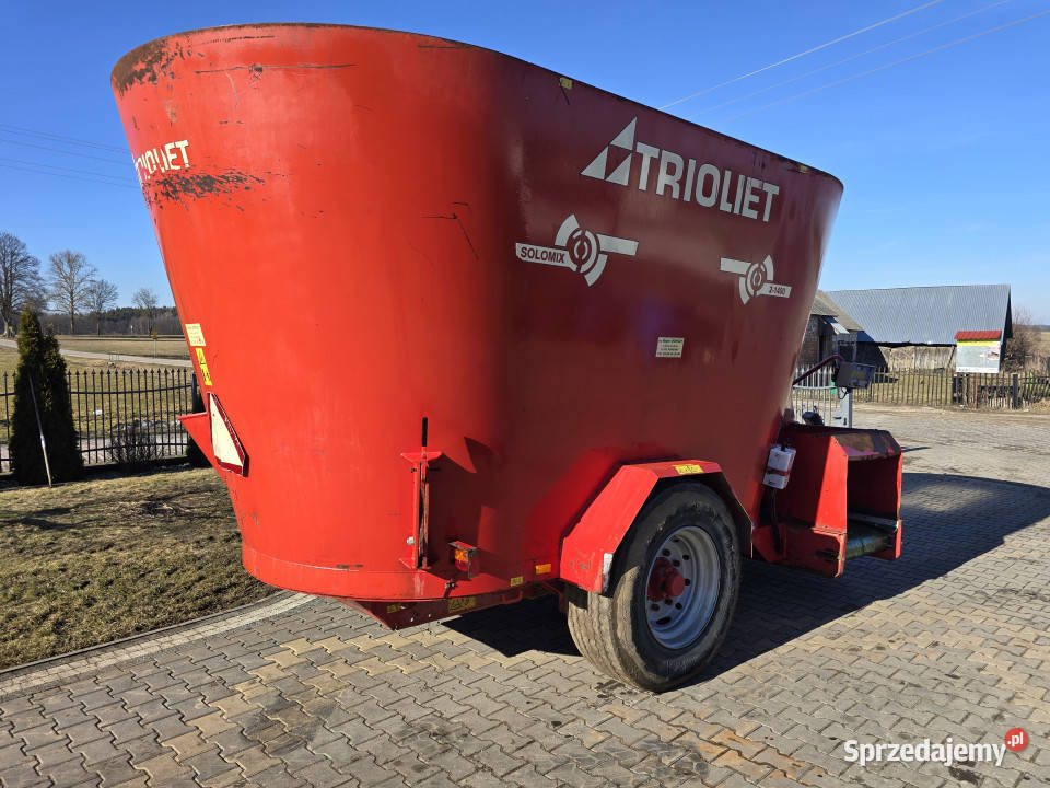 Wóz paszowy TRIOLIET SOLOMIX 21400 14 m3 niski nieuszkodzony Wizna
