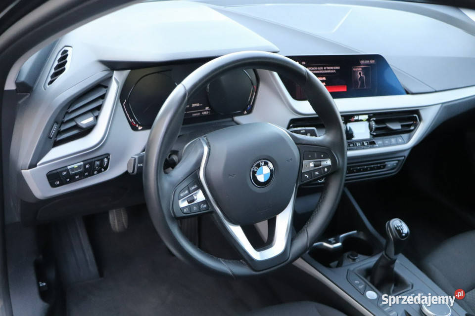 BMW 118 zarejestrowany2020PIERWSZA REJ alu 27000km