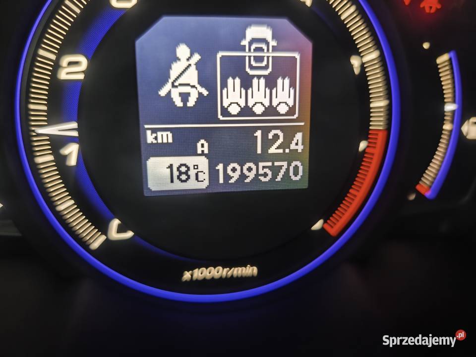Ładną honda Civic ufo 18 w oryginalnym lakierze aluminiowe felgi Starachowice