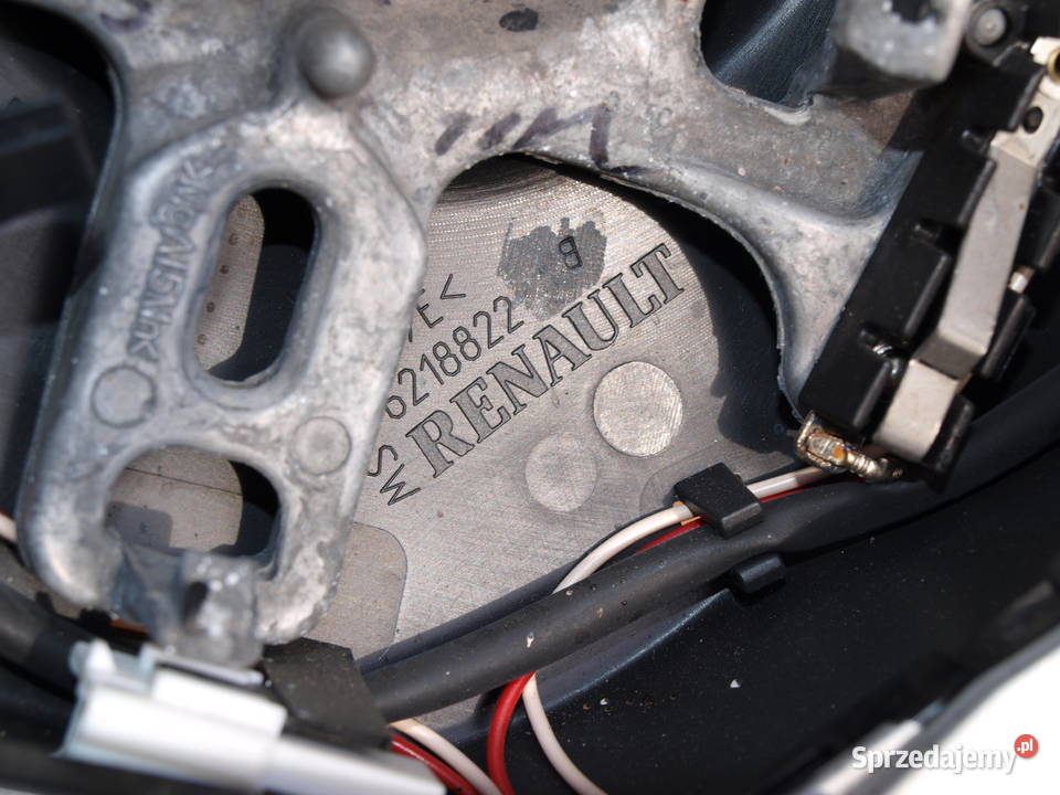 Renault Clio 4 kierownica skórzana nowa 2013 Wyposażenie wnętrza Kalisz sprzedam