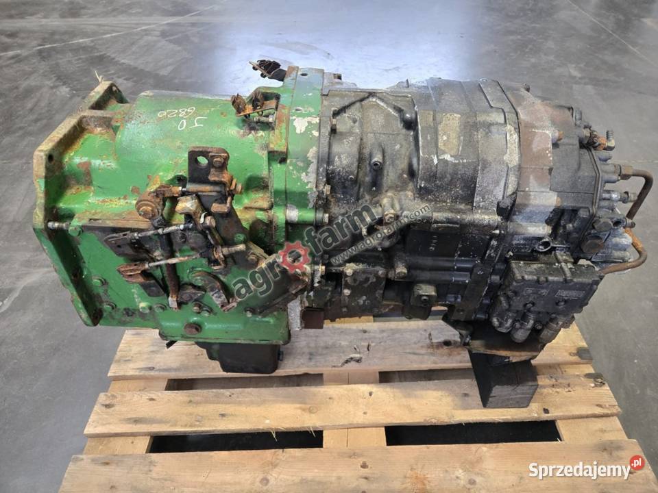 Skrzynia biegów John Deere 6820 PowrQuad Skrzynia biegów Rolnictwo Byków