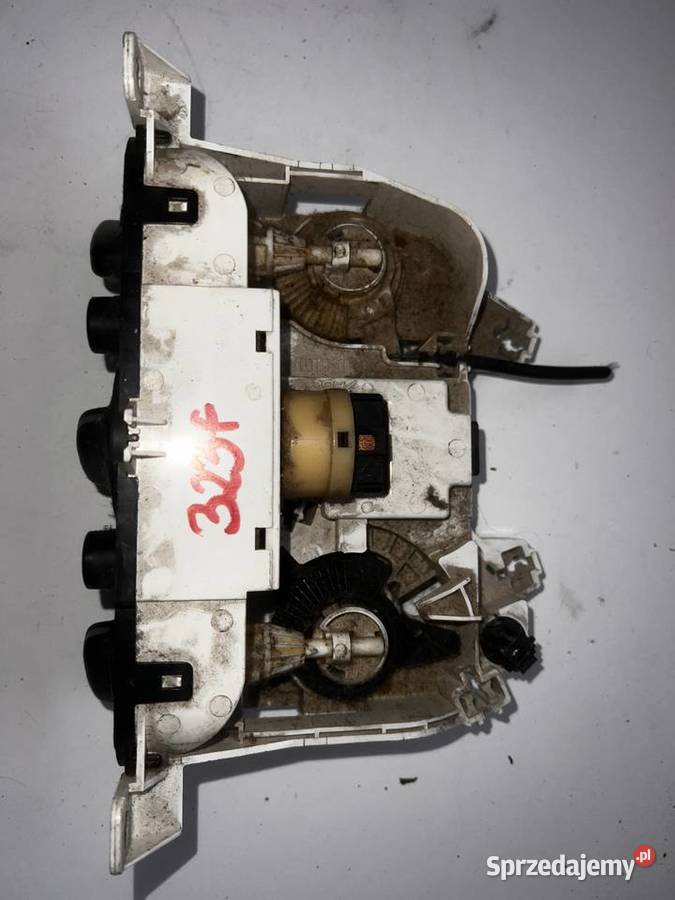 panel sterowania nawiewu mazda 323f Panele sterowania, przełączniki