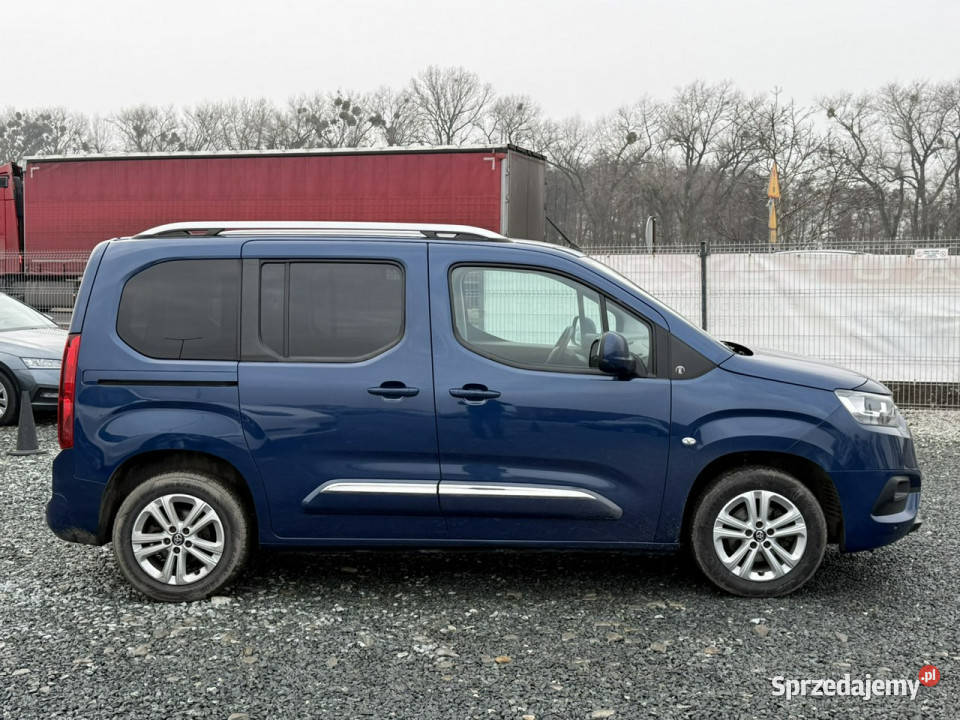 Toyota Proace City Verso 12 12V VVTi 110 2020R niebieski dolnośląskie Wojkowice sprzedam