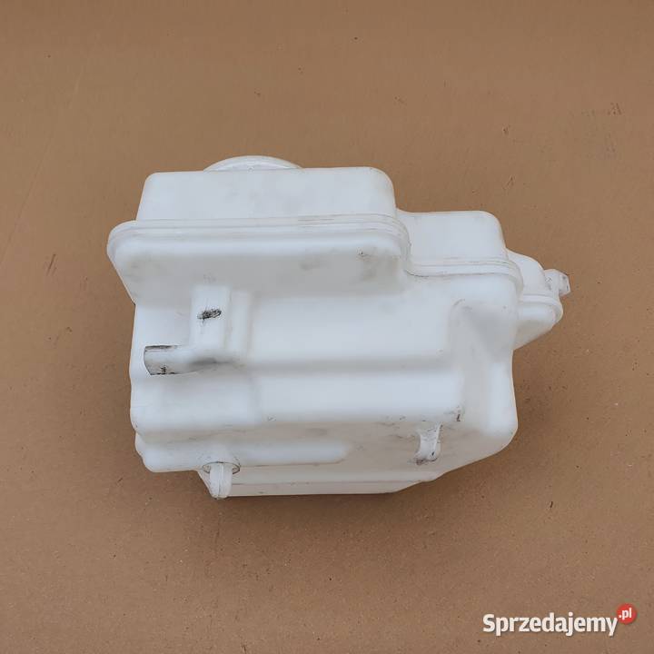 MERCEDES W169 W245 ZBIORNICZEK SPRYSKIWACZY Trzciel