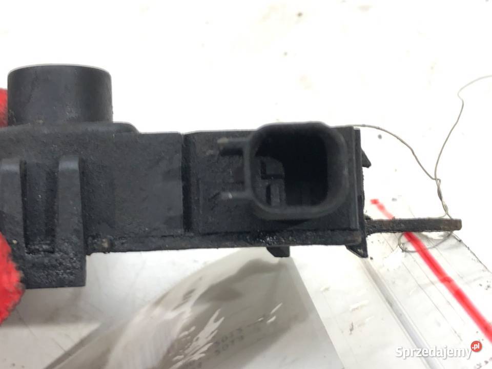 ZAMEK MASKI PRZÓD FORD FOCUS II Hatchback 0413