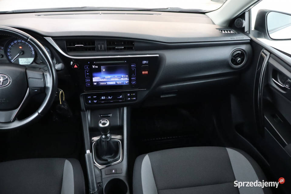 Toyota Auris 13 Dual VVTi sprzedam