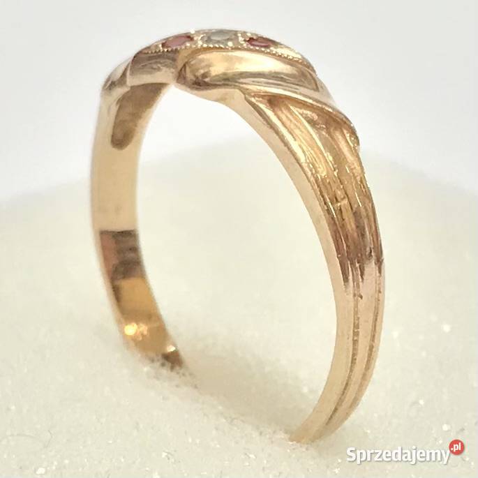 Złoty pierścionek 14K 585 z ametystami i Warszawa