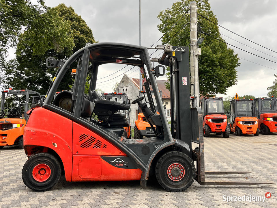 Wózek widłowy Linde H25T02 25 t LPG triplex 471 Kęty sprzedam