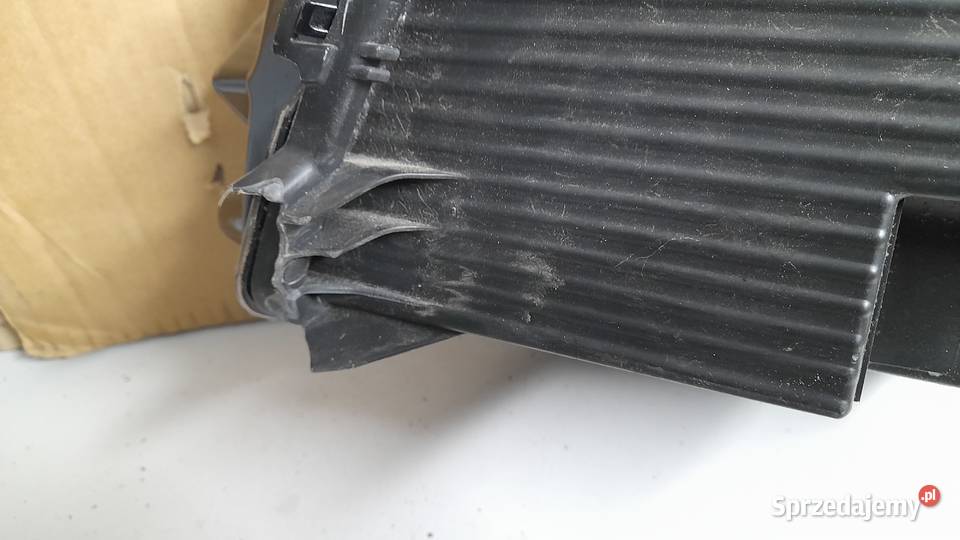 LAMPA PRZÓD PRZEDNIA PRAWA PEUGEOT 208 II osobowe Goleniów
