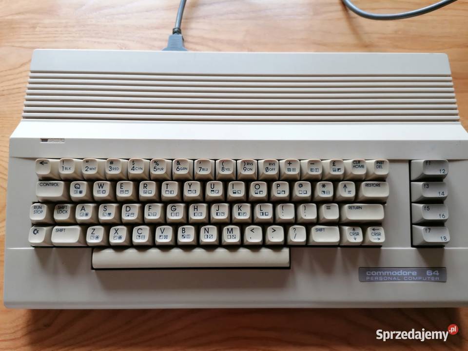 Sprzedam Commodore C64 magnetofon mazowieckie Baranów