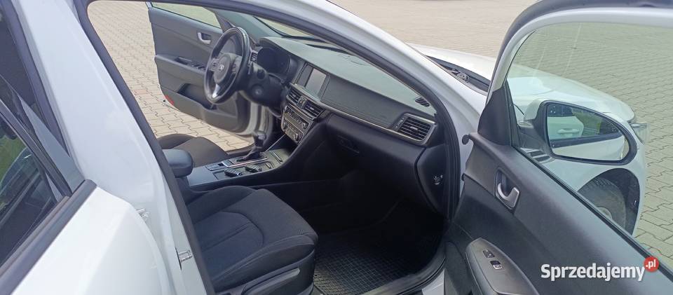 Kia Optima SW 17 CRDi DCT 2017 sprzedaży Kraków