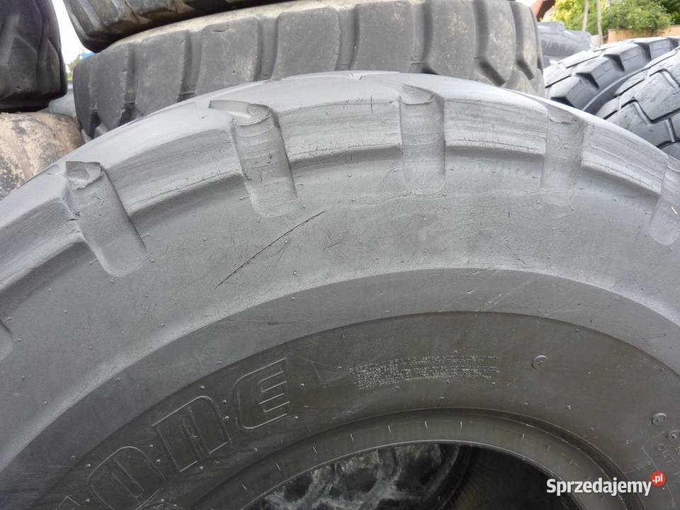 Opona używana przemysłowa 235R25 BRIDGESTONE VJT Zaścianki