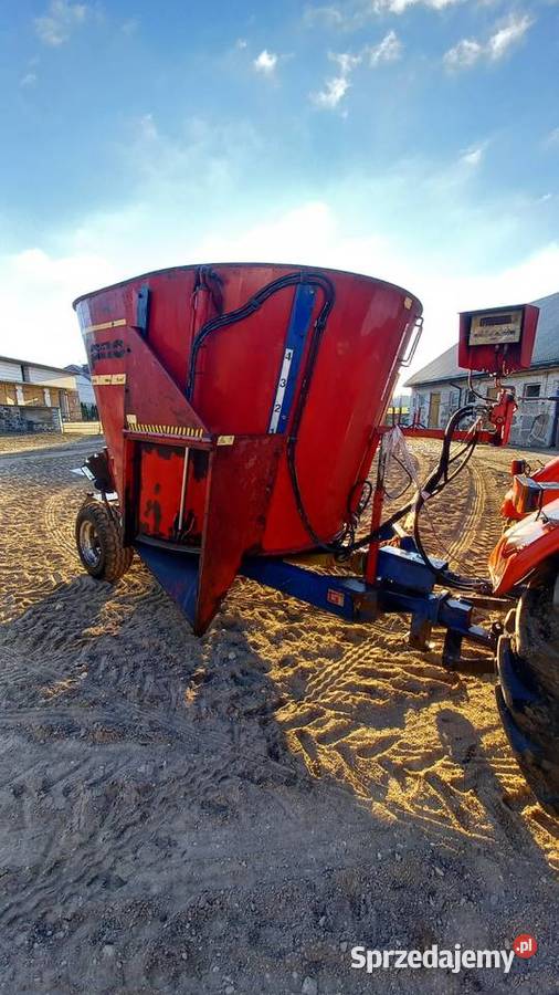 Wóz paszowy paszowóz sano 5 Wąsosz sprzedam