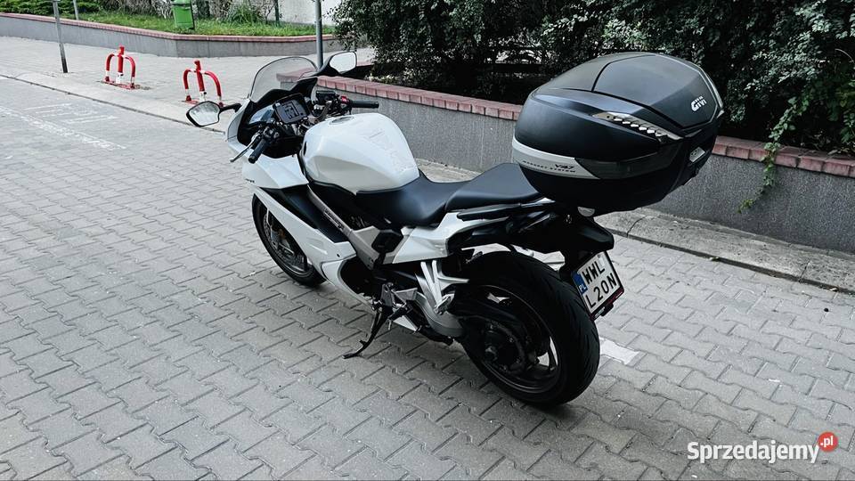 Honda VFR800F 2014r Warszawa sprzedam