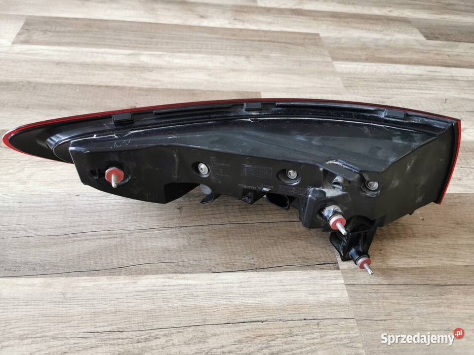 Mercedes EQC N293 Lampa Tylna Prawa A2939062201 Świerzawa