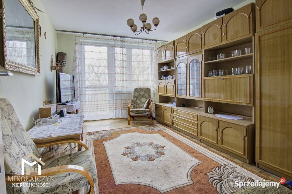 2 pokoje Paderewskiego 49 38 m2 II piętro balkon balkon Bartoszyce