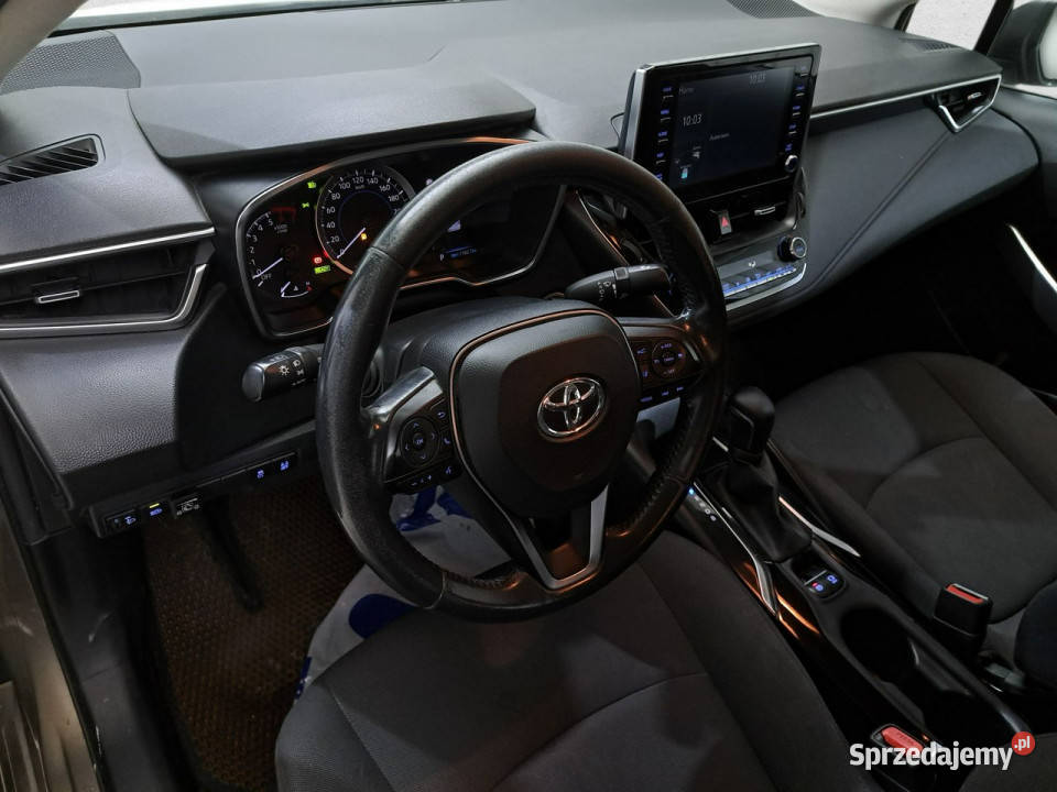 Toyota Corolla Seria E16 2012 automatyczna sprzedam