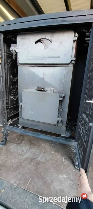 Zabytkowy kominek żeliwny 7 kW ozdobna obudowa w Jarosław