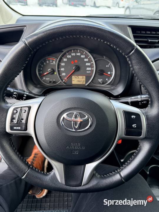 Toyota Yaris 133 Benzyna 2012r sprowadzony Tomaszów Lubelski