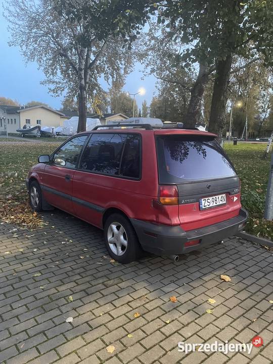 Mitsubishi Space Runner 1 garażowany Szczecin