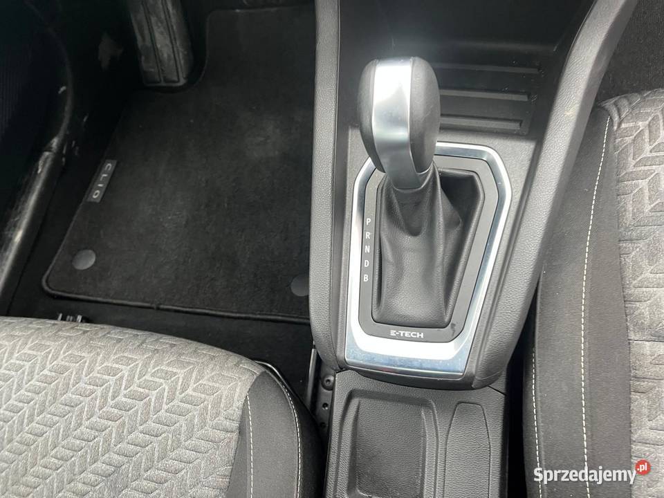 RENAULT Clio V 16 ETech 140 Limited EDC6 FW794