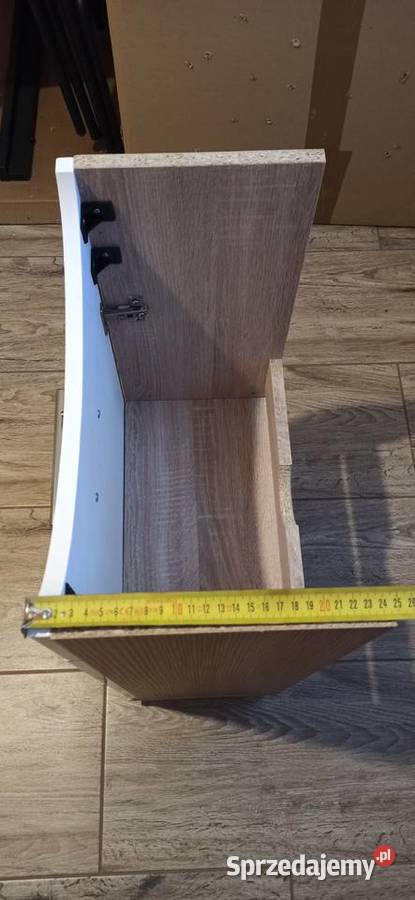 SZAFKA Z UMYWALKĄ Sanok