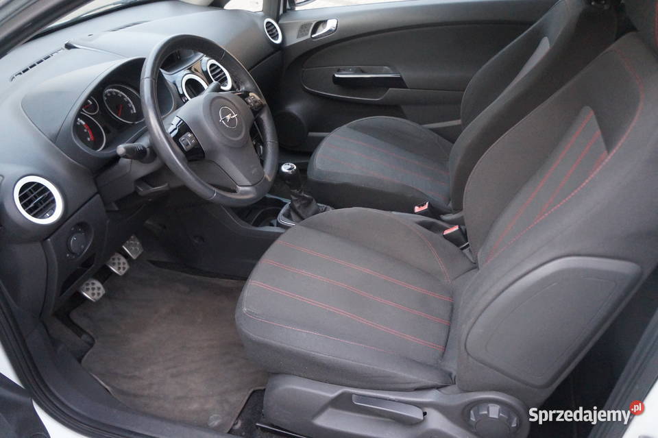 Opel Corsa D 14 Benzyna Pakiet OPC Line Biały benzyna Corsa śląskie Częstochowa