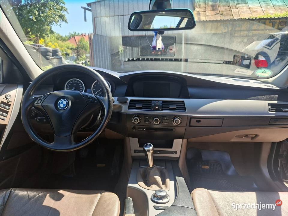 BMW E61 25i 218 2005r skóra xenon navi panorama Seria 5
