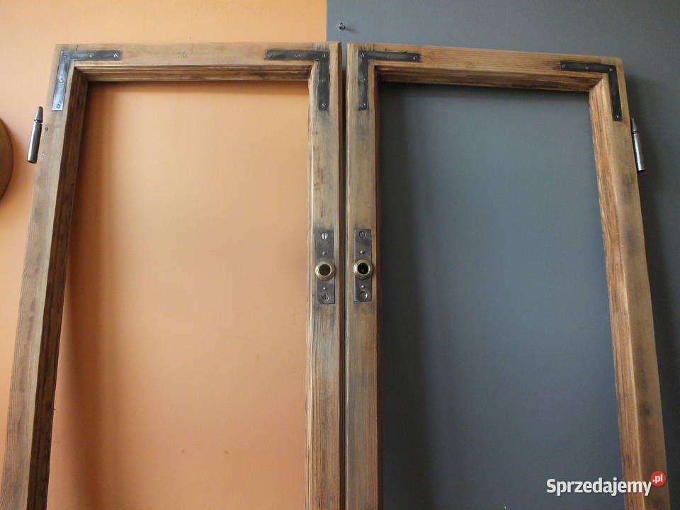 Stare okna drewnianeokoło 1920 prawe lewe Pozostałe