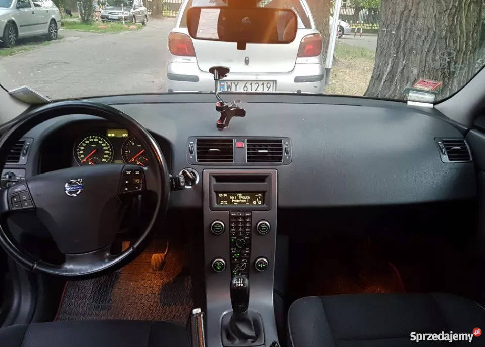 Volvo V50 Volvo V50 16d 2010 DRIVe oszczędny lakier metallic Bydgoszcz