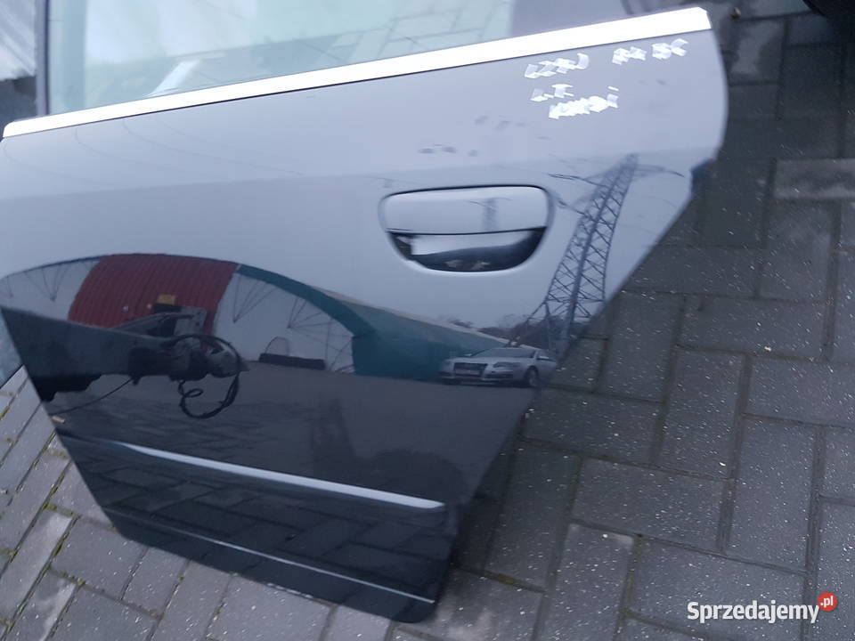 AUDI A4 B6 KOMBI DRZWI LEWE TYL CZARNE LZ9W wielkopolskie
