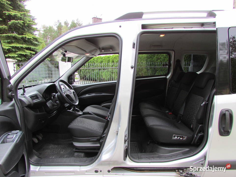 Opel Combo 16 CDTI radio / CD Końskie