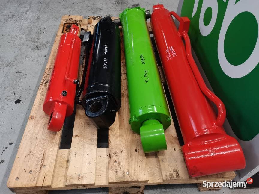 Siłownik wychyłu łyżki Manitou MLT 737 Wilkowo