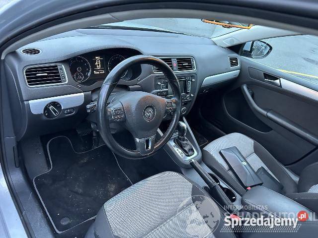 vw jetta 14 hybryda srebrny Jetta Pruszków