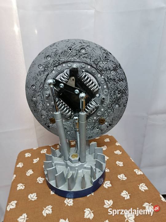 Zegar stojąco ścienny stołowy