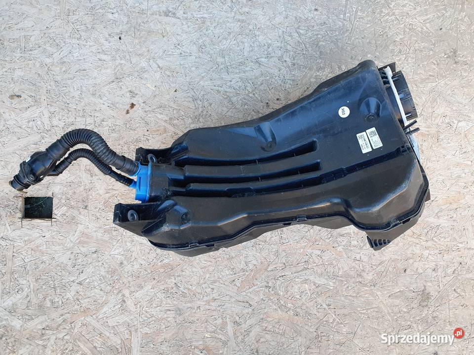 AUDI Q7 4M0 POMPA ZBIORNIK ADBLUE 4077001BB