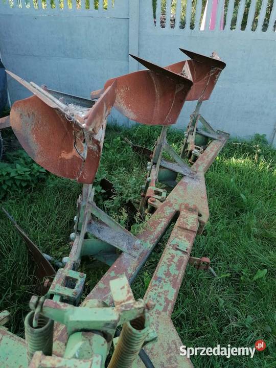 Pług 3 skibowy obrotowy Mller nieuszkodzony Skowronno Górne