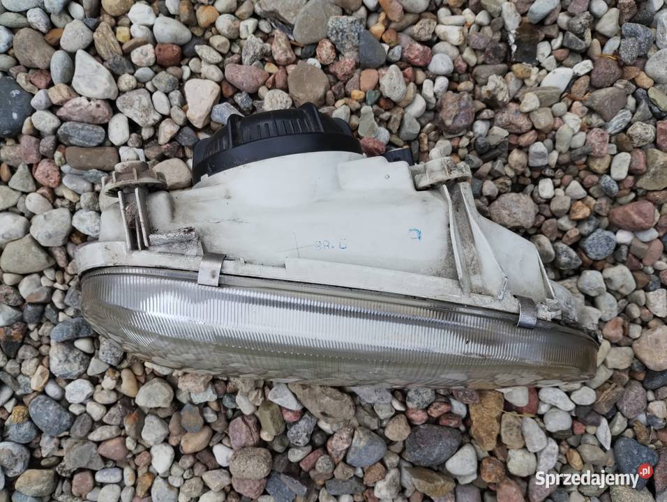 Lampa golf 3 przód prawy Poznań