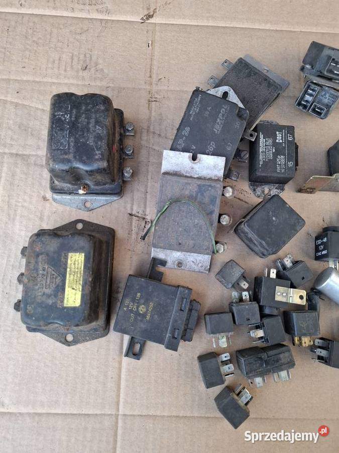 Przekaźnik regulator Fiat 126p Maluch osobowe Strzelce Opolskie sprzedam