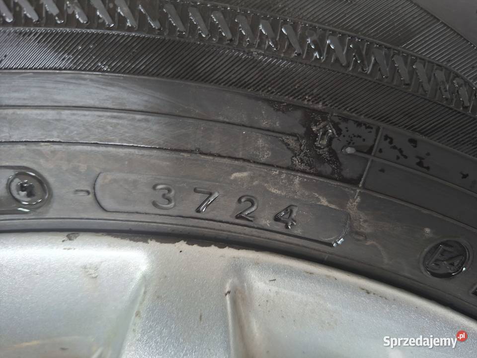 Koła opony smax mk2 mk1 mondeo mk5 23555 r17 Niedyszyna