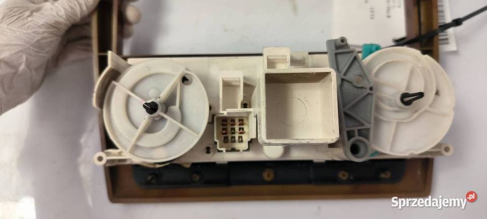 PANEL KLIMATYZACJI OPEL VECTRA B 6081F1A sprzedam