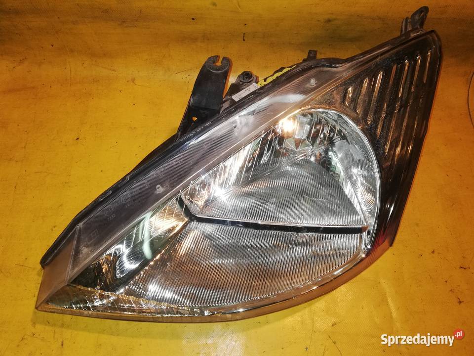 lampa przód lewa Ford Fokus MK1 r9801 lampy przednie Piotrków Trybunalski