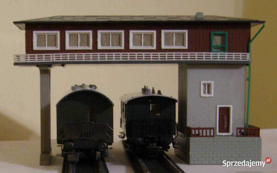 Domek na makietę 7 kolejka nastawnia bramowa sprzedam