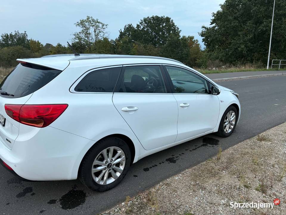 KIA CEED 2 2016 16 136 światła do jazdy dziennej Cee'd Choszczno sprzedam