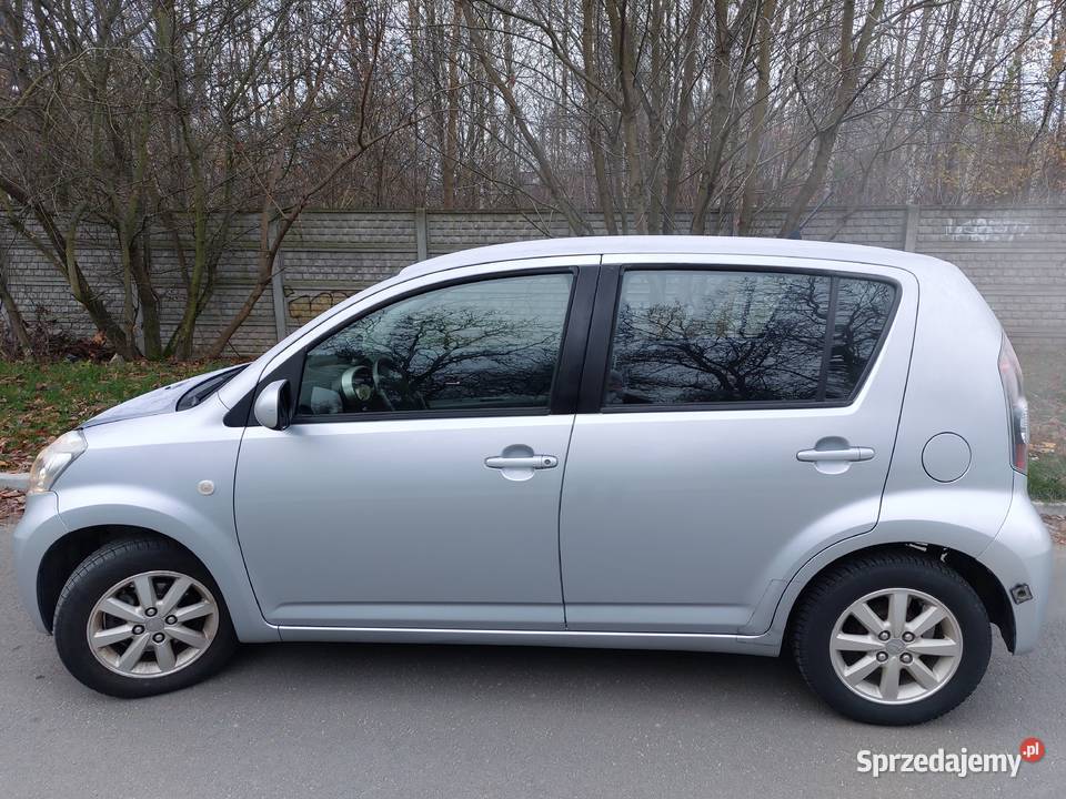 Daihatsu Sirion 13 LPG 4x4 91KM Zgierz