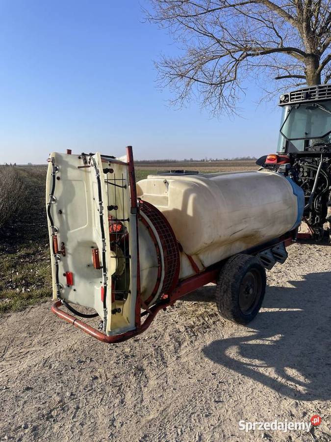 Opryskiwacz sadowniczy do porzeczek agrestu Długowola Pierwsza