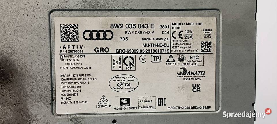 ZMIENIARKA CD AUDI A4 B9 QUATTRO 8W2035043E osobowe Lipno