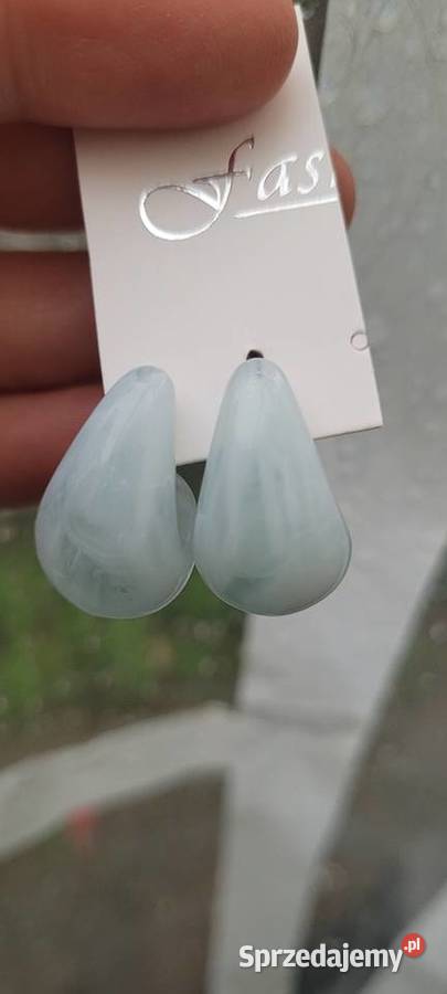 Jasno niebieskie kolczyki łezki dolnośląskie Legnica