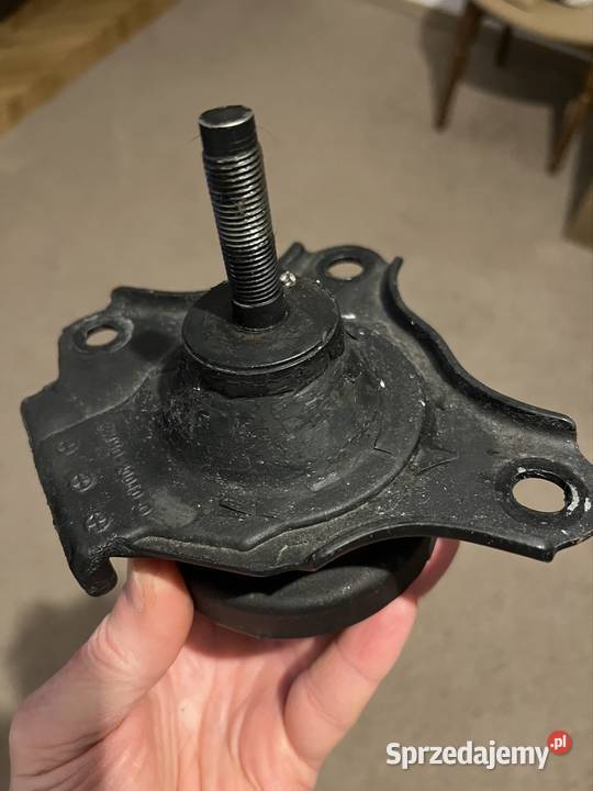 PODUSZKA SILNIKA PRZÓD LEWA HYDROŁOŻYSKO HM054 Lublin